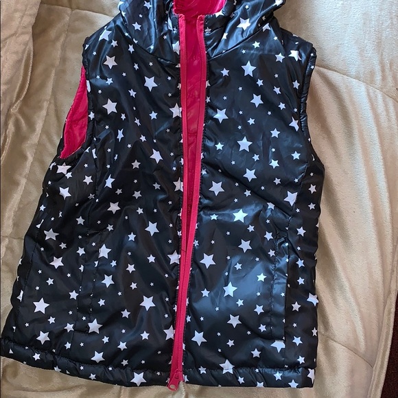 π₯³ HOST PICK Reversible vest - Picture 2 of 4